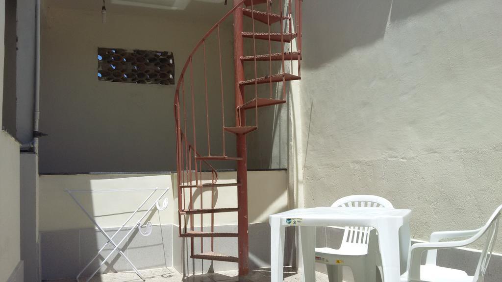 Quartos Em Casa Caxias - Pousada Paraíso Duque de Caxias Exterior foto